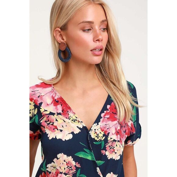 Lulus Size M Floral Surplice Jumpsuit Navy Blue Red Flower Tropical Tie Waist - Picture 4 of 12